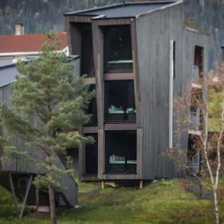 Elva * Skulestadmo