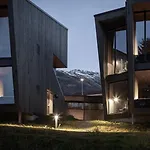 Hotel Elva *