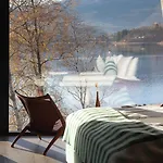 Elva Hotel *