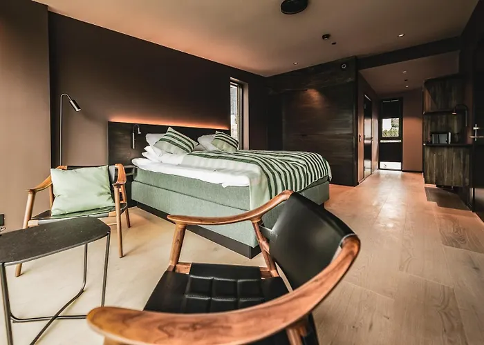 Elva Hotel